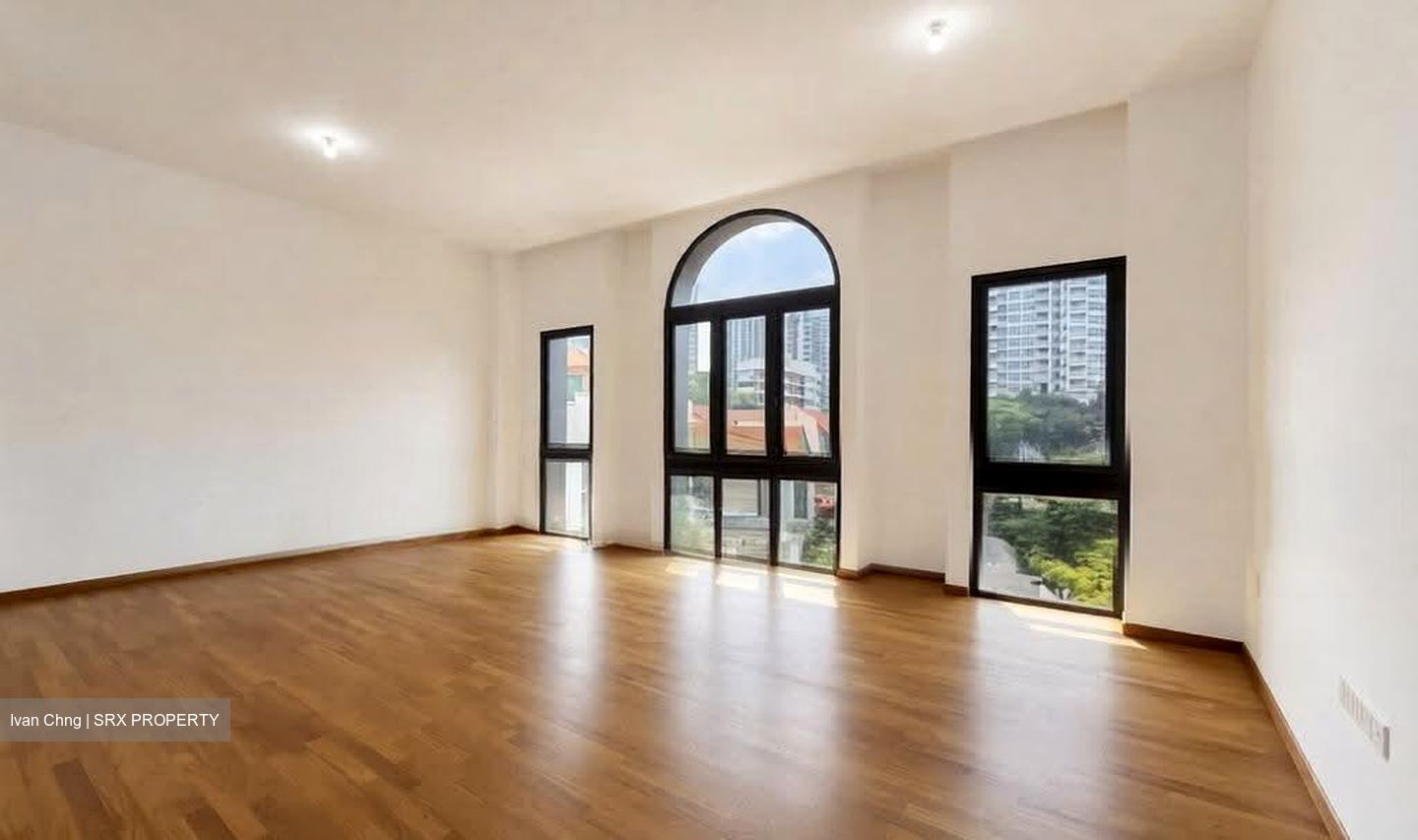 Cambridge Road (D8), Terrace #637809001